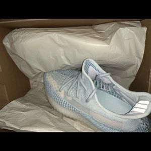 Yeezy 350 cloud white